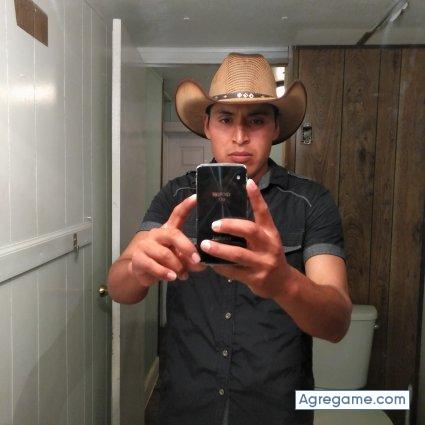 Aromis chico soltero en Wheaton