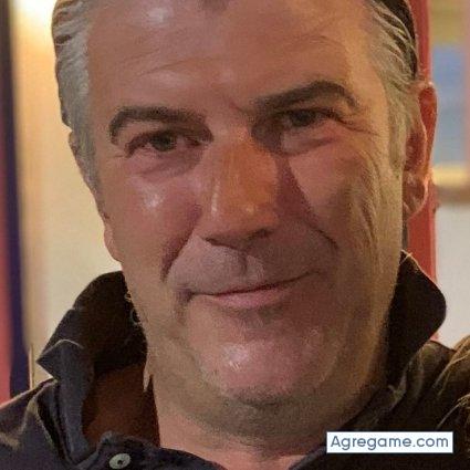 ismaelmunoz39872 chico separado en Madrid