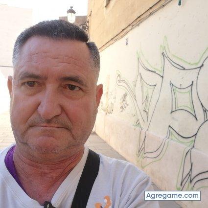 Vallbona chico soltero en Valencia