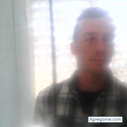 fernan30 chico soltero en Martos