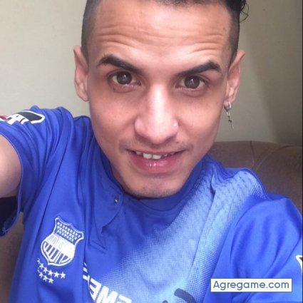 Jonsla chico soltero en Naranjito