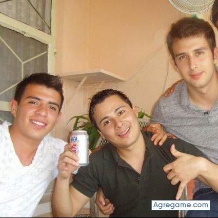 raulinterista chico soltero en San Nicolás De Los Garza