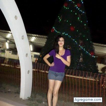 dianakarina chica soltera en Oyotún