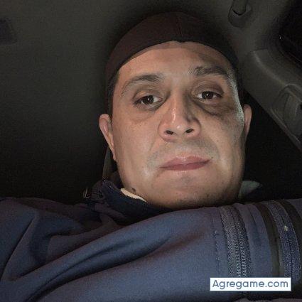 Pichonjr chico soltero en Buda