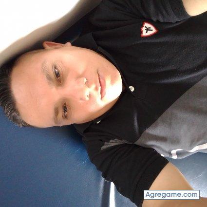 MathiasAlexabecerra chico soltero en Bucaramanga