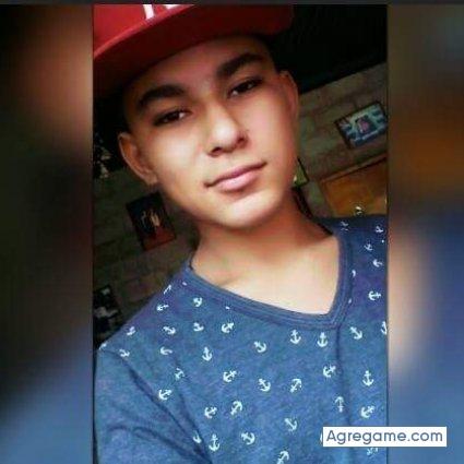 JhersOnRh chico soltero en Nueva Guinea