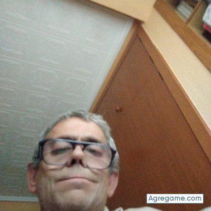 Toninn chico separado en Burjassot