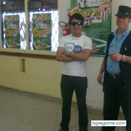 hansklaffman chico soltero en Villa Hayes