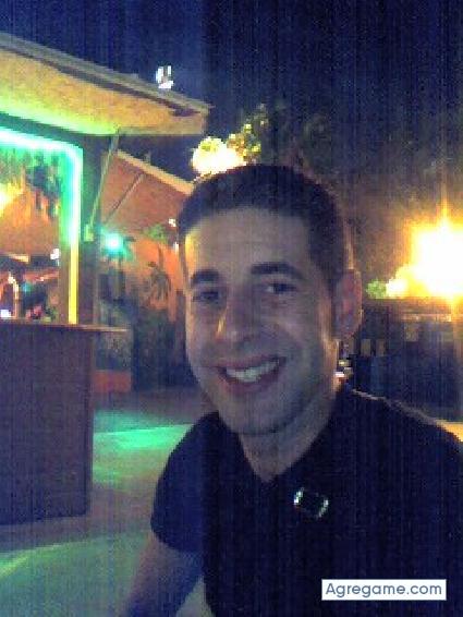 PIRILLO chico soltero en Sant boi de llobregat