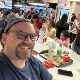 Empresario. Busco ligar. Conocer a