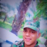 Busco pareja. Mujeres. Salir.