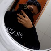 Busco mujer para tener relaciones.