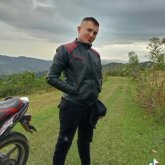 Busco una mujer como pareja joven