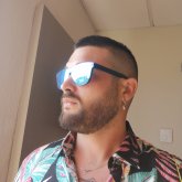 Autonomo. Busco pareja. Una mujer