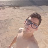 Estudiantes. Soltero busco pareja.