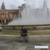 morenote chico soltero en Sevilla