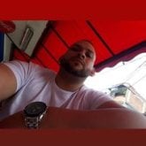 Busco pareja. Conocer chicas. Divertido.