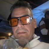 Busco pareja. Adrenalina, café,