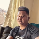 Busco pareja. Mujeres de 25 años en