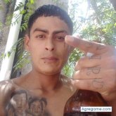 Busco pareja. Chicas solas.