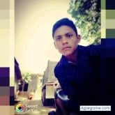 Busco pareja. Amistad. Las chingaderas.