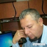 Busco pareja. Hombre trabajador. La