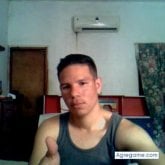 Busco pareja. Estoy buscando una persona