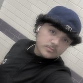 Trabajando. Amable amigable chistoso. +1