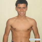 Encuentra Hombres solteros en La Laja