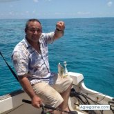Encuentra Hombres solteros en Plantation