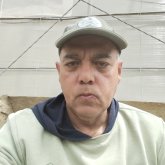 Empleado. Buscó mujer para relación