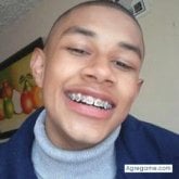 Busco pareja. Hombres mayores que yo. Me