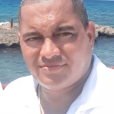 Busco una mujer madura. Soy romántico y