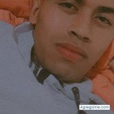 Busco pareja. Una amiga. Sociable que le