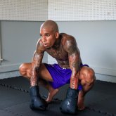 Busco alguna mujer divertida. Soy alto,