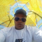 Busco compañía. Soltero de cuerpo