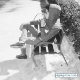 Busco pareja. Chica soltera en cerca.