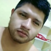 Busco chatear. Buenas noches disculpe.