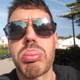 Busco conocer gente. Chica. Juguetón i