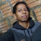 Busco pareja. Una mujer alegre sociable