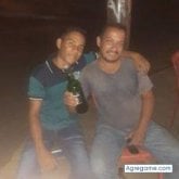 Busco chicas para chatear. Soy muy