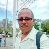 Busco: Una mujer para establecer familia, que sea cariñosa,