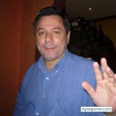 Encuentra Hombres solteros en Vacamonte