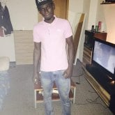 Dj. Busco hacer amistades.