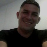 Albañil. Busco mujer y charlar será lo