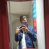 Estudiante. Busco mujer que me ame.