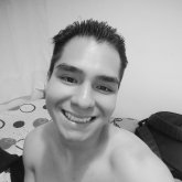 Una cita muyy especial. Alegre y apuesto