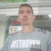 Busco pareja. Busco mujeres para pasarla