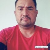 Busco pareja. Mujeres.