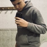 Estudiante. Busco mujer para todo. Chico